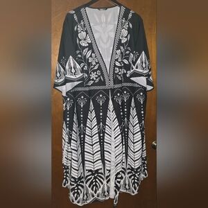 BloomChic Black and White Floral Camisole